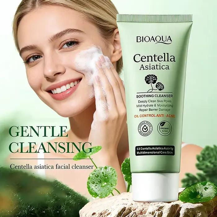 BIOAQUA Mousse Nettoyante Visage à la Centella Asiatica avec Brosse – Nettoyage Profond des Pores, É