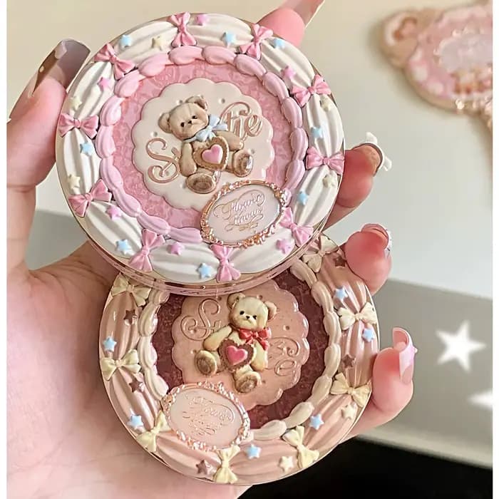 Flower Knows The Sweetie Bear Collection Palette anti-cernes 4 couleurs 6.4g crème éclaircissante ha