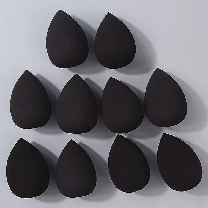 Oeufs de beauté noirs, œufs éponge à double usage secs et humides, bouffées de poudre de maquillage,