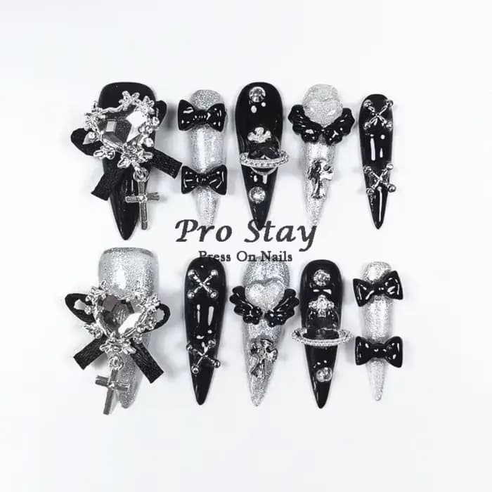 Faux ongles artificiels noirs foncés Y2k, faits à la main, à pression, doux et frais, avec diamant, 