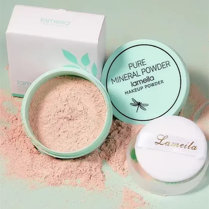 Poudre libre matifiante translucide pour le visage