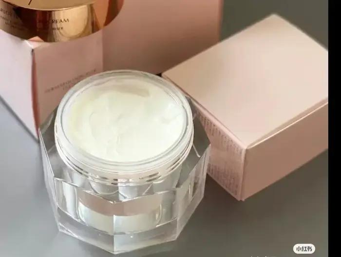Outil de maquillage Nouvelle version en boîte MAGIC CREAM