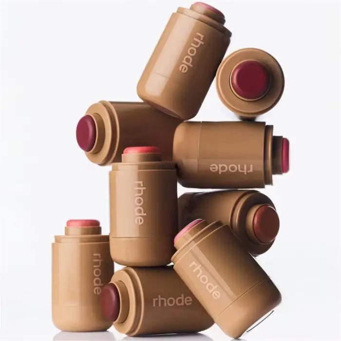 Rhode Pocket Blush Lip Stick ensemble de maquillage hydratant pour les lèvres et les joues rouge naturel crème blush facile à appliquer intense couleur pour femmes occasions spéciales