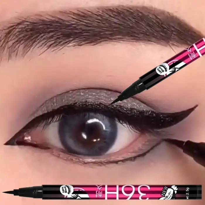 Stylo Eyeliner de tatouage liquide noir 36H