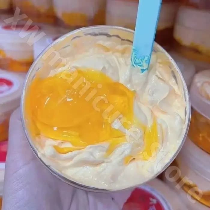 Crème éclaircissante pour le teint du visage