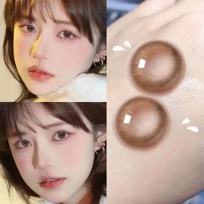 Deux grandes lentilles de contact de couleur pour les yeux noirs sur ordonnance