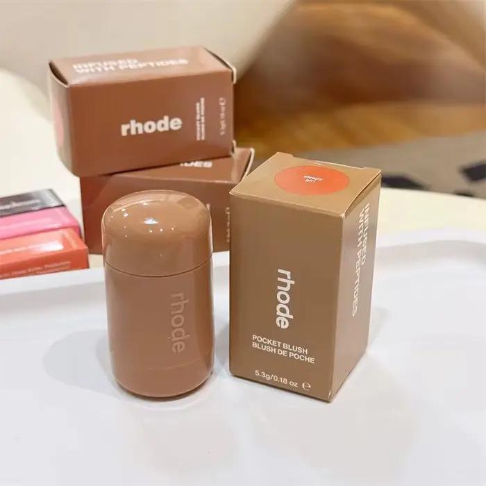 Rouge à Joues Brillant Hydratant Naturel Couleurs Vibrantes Pour Toutes Les Occasions Femme