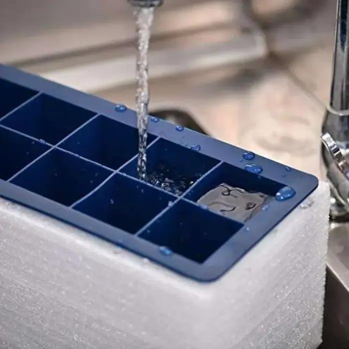 Conteneur de bloc carré de crème de Silicone en plastique cristal clair pour whisky