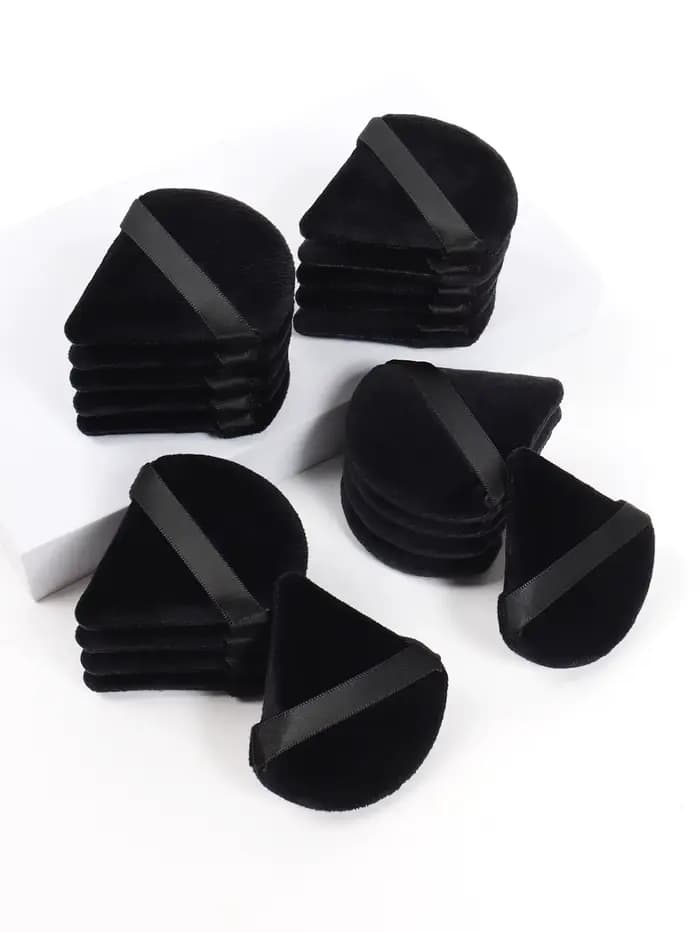 Triangle noir bouffée de poudre éponge de maquillage pour le visage doux velours cosmétiques