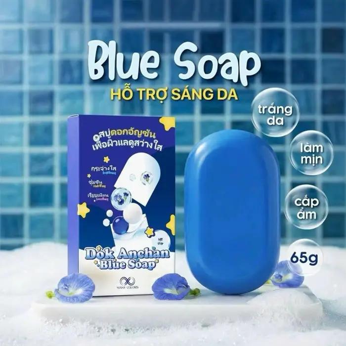 Savon bleu éclaircissant et lissant pour le visage et le corps