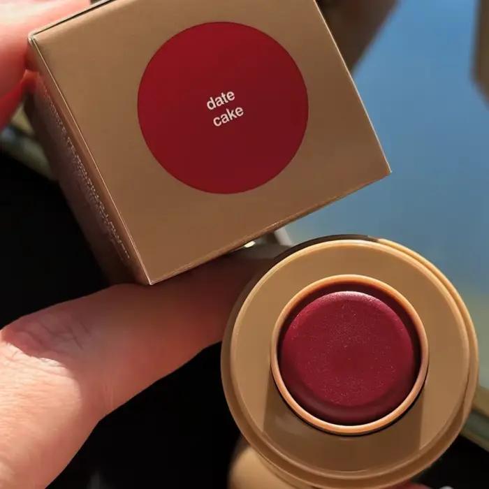 Rouge à Joues Brillant Hydratant Naturel Couleurs Vibrantes Pour Toutes Les Occasions Femme