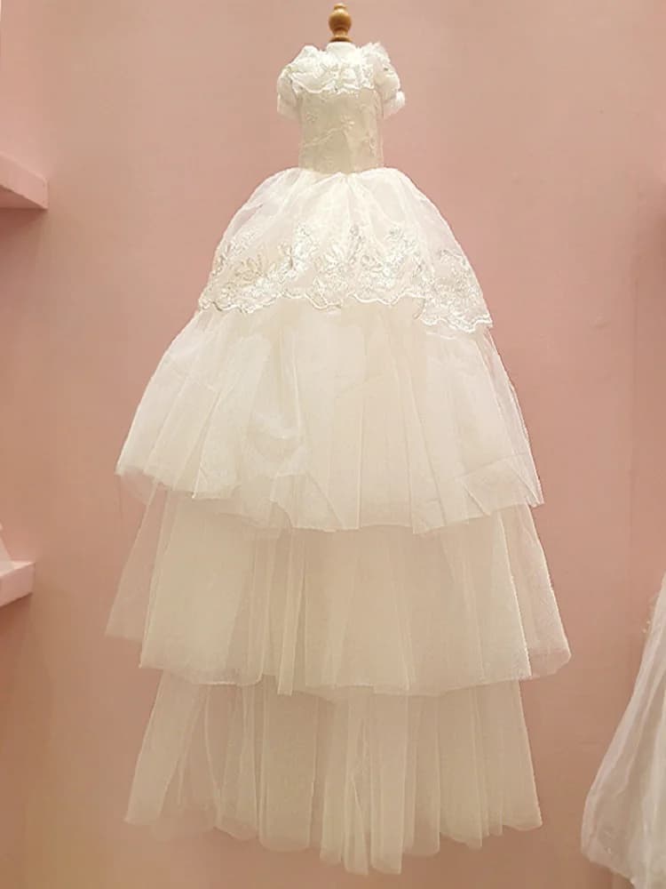 Robe de mariée blanche faite à la main de luxe pour chiens, robe de soirée pour animaux de compagnie