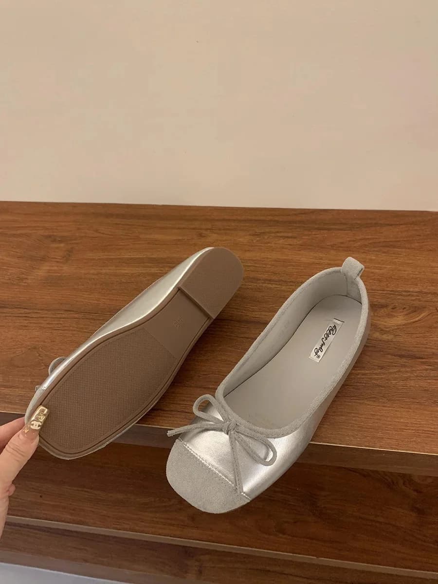 Chaussures plates de style français vintage rouges pour femmes, nouvelle collection printemps 2025, 