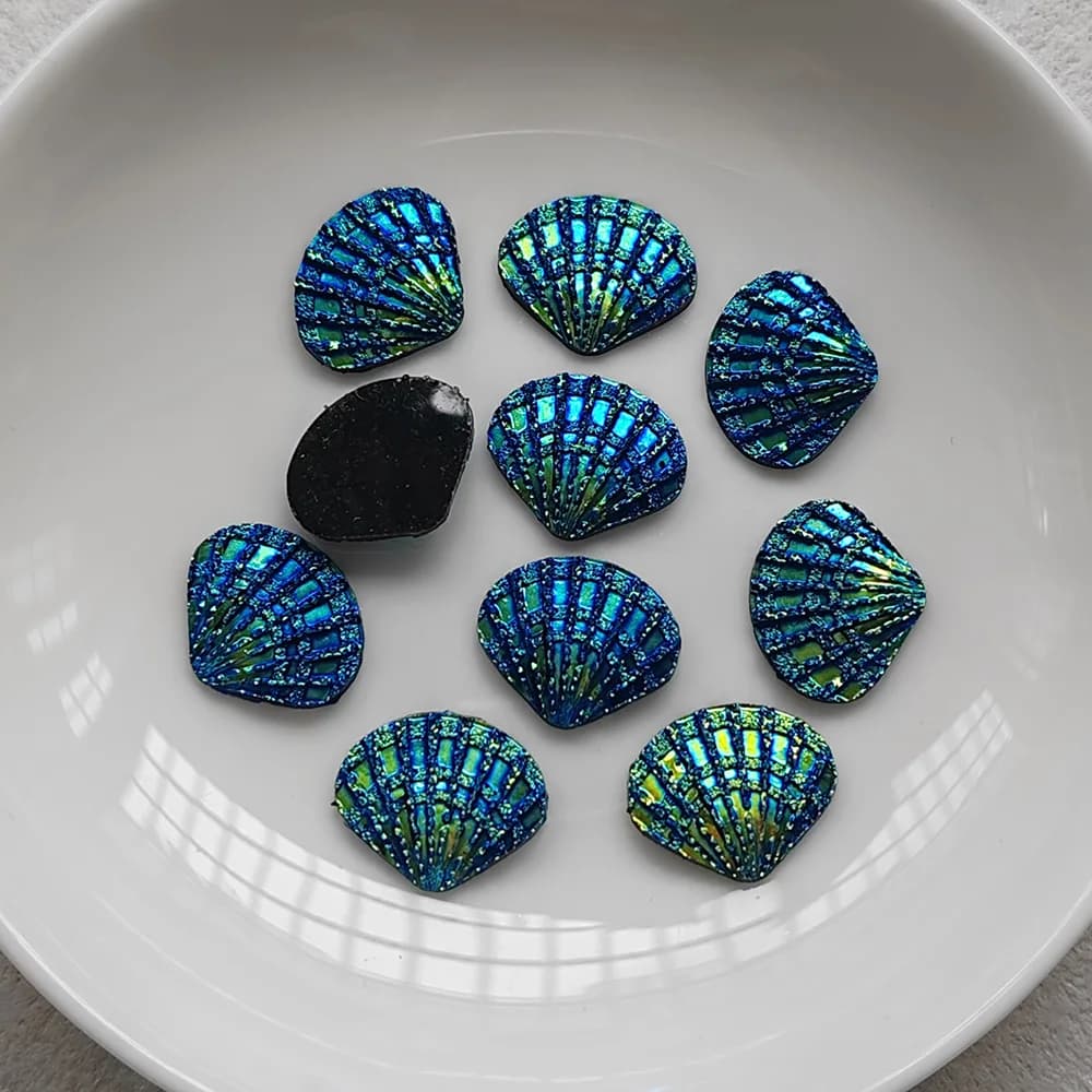 40 strass en résine brillants en forme de coquille à fond plat, 15 x 18 mm, adaptés pour la découpe 