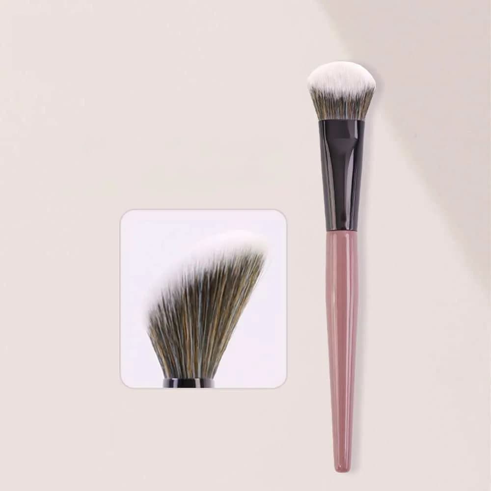 Pinceau à blush professionnel doux et incliné pour blush liquide, crème, poudre de contouring, outil