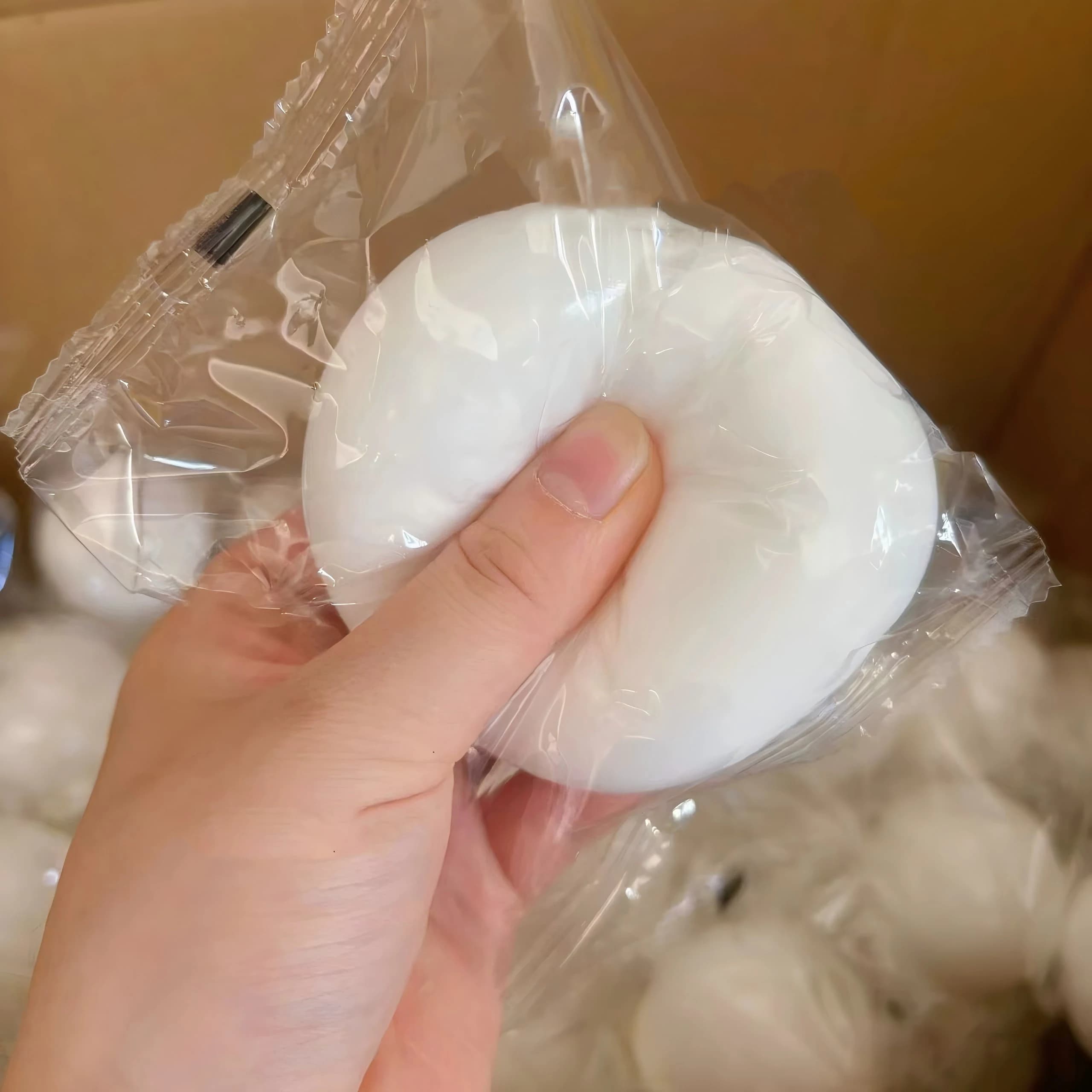 Jouet anti-stress blanc moelleux en forme de gâteau au yaourt, cadeau relaxant, jouet à presser à re