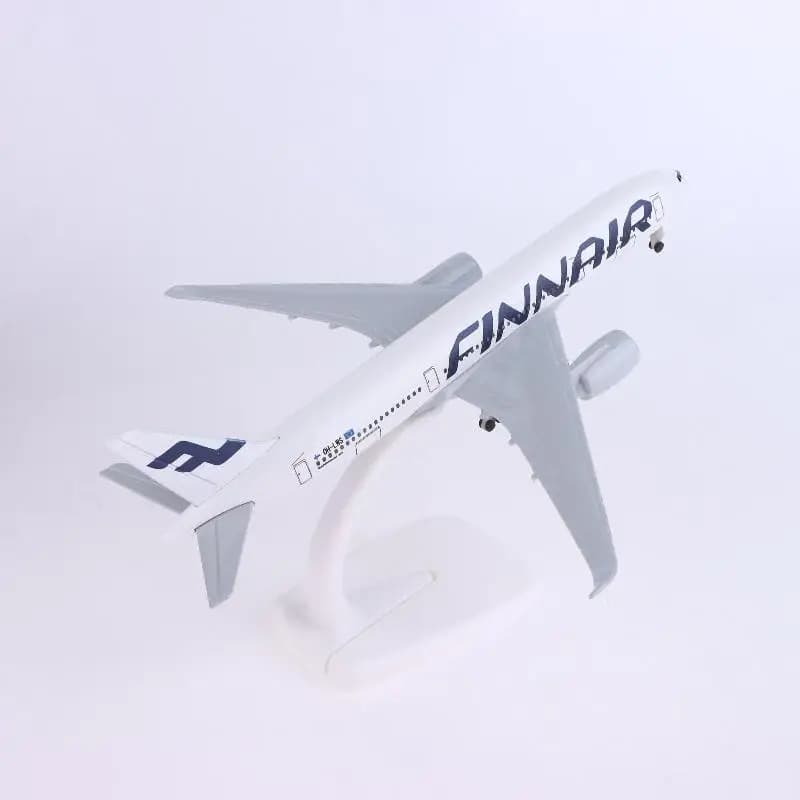 "Modèle d'avion Airbus 350 Finnair ; Fabriqué en alliage métallique ; Avec kit d'affichage d'avion à
