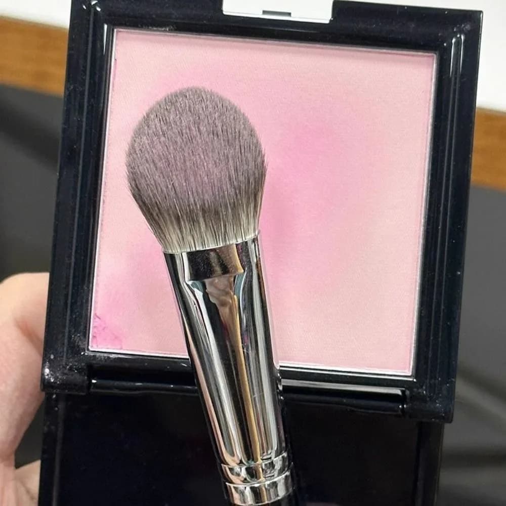 Pinceau à fard à joues en forme de cœur de pêche, cheveux doux, en forme de langue, poudre, fard à j