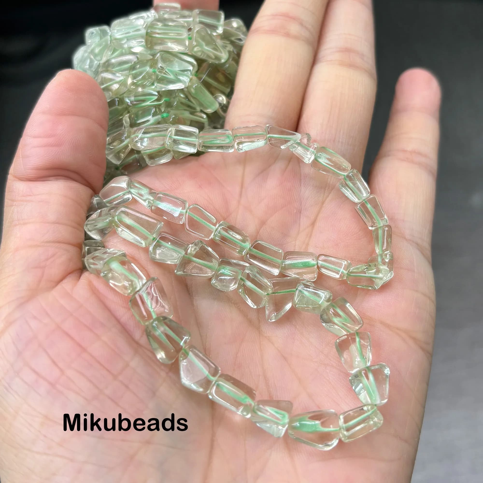 Perles de quartz vert naturel, forme irrégulière, lisses et brillantes, pour la fabrication de bijou