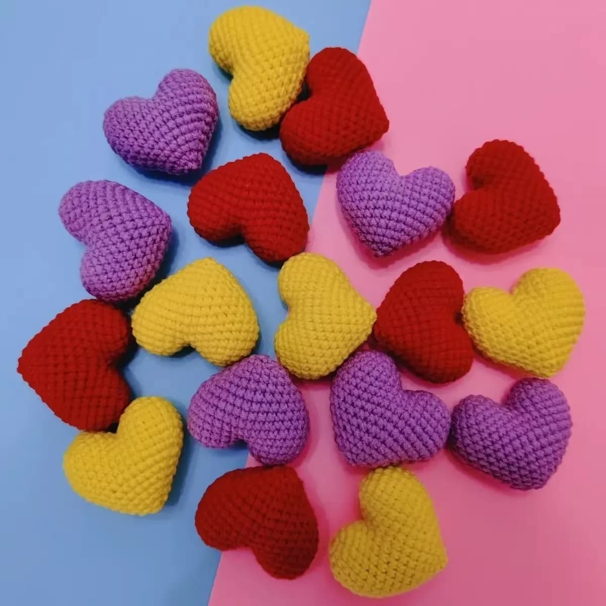 Accessoires de cœur rouge au Crochet faits à la main, cœur de couleur au Crochet pour décor de tissu