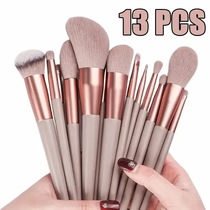 Ensemble de pinceaux de maquillage doux et moelleux