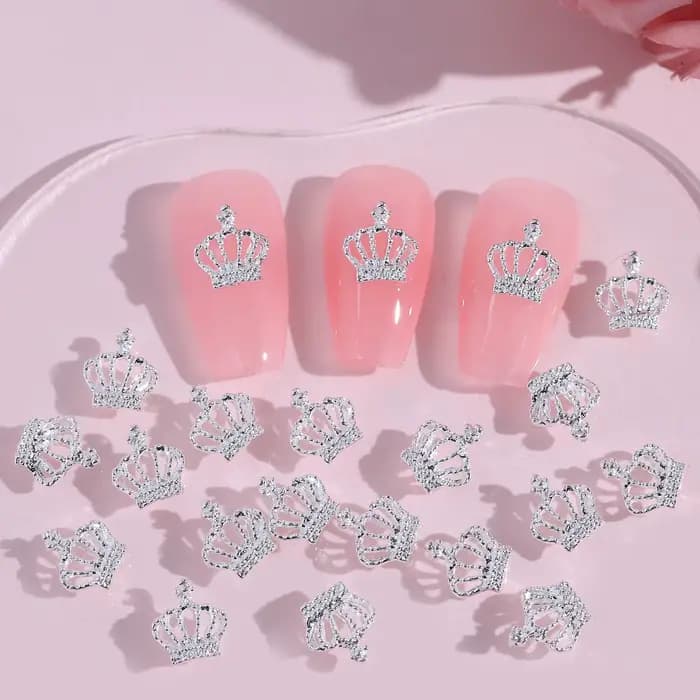 Breloques pour ongles, Design couronne, avec strass, accessoires pour Nail Art, fournitures pour fem