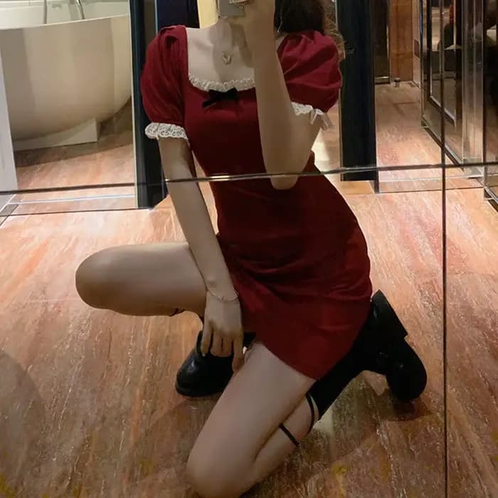 Robe à manches courtes bouffantes pour femmes, col carré, mince, tempérament, gaine, doux, sexy, rob