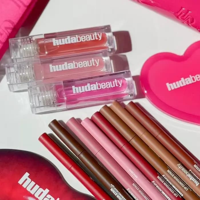 Faux Filler Gloss à lèvres brillant non collant