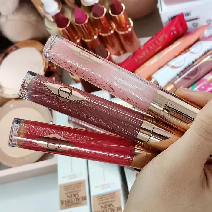 Vente flash Charlotte Tilbury Gloss à lèvres multicolores Water Light Collagen