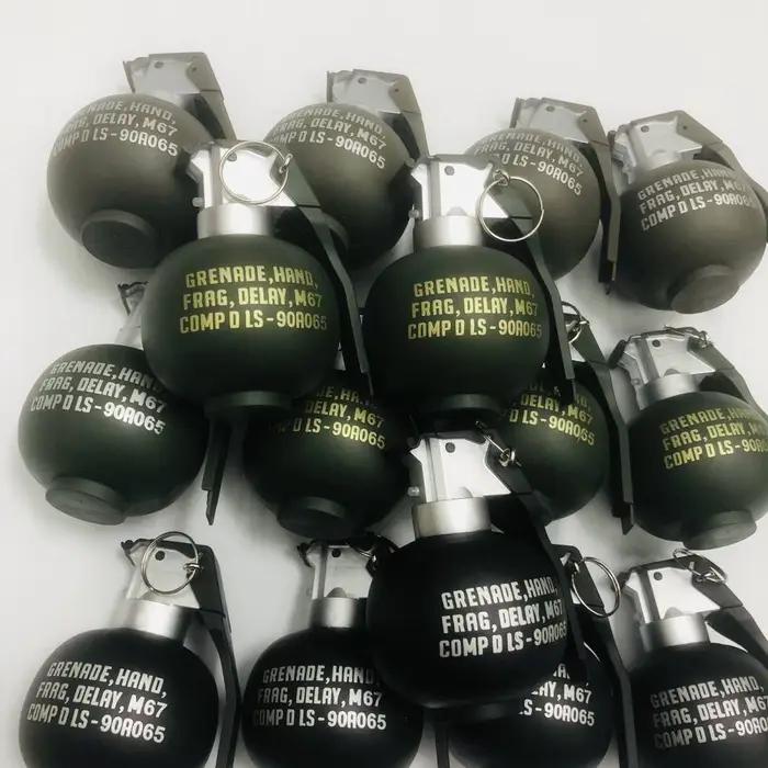 Jouet de Grenade M67, accessoires de Cosplay, simulation d'explosion, décoration en plastique, modèle périphérique Anime, anneau de traction, fumée militaire M18