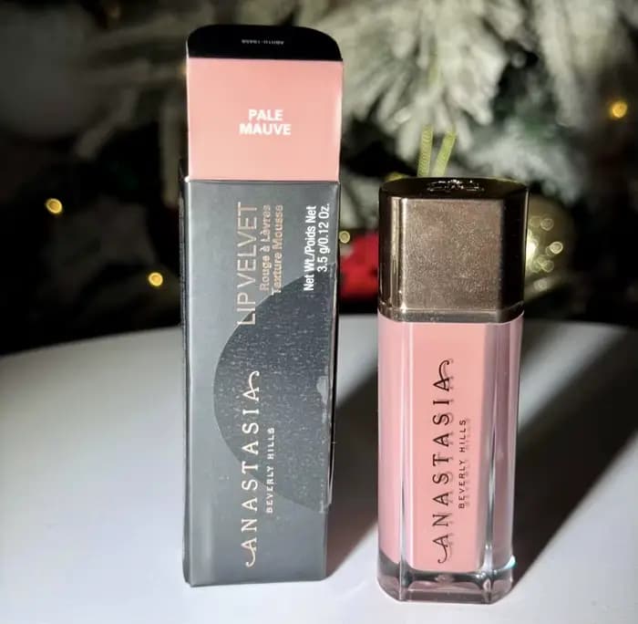 3, 5g Rouge à lèvres liquide hydratant effet lissant nude