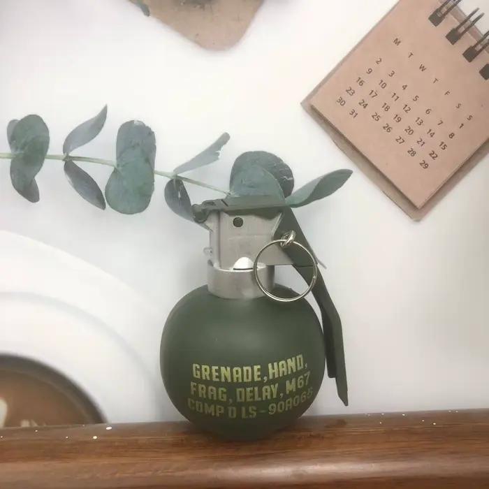 Jouet de Grenade M67, accessoires de Cosplay, simulation d'explosion, décoration en plastique, modèle périphérique Anime, anneau de traction, fumée militaire M18