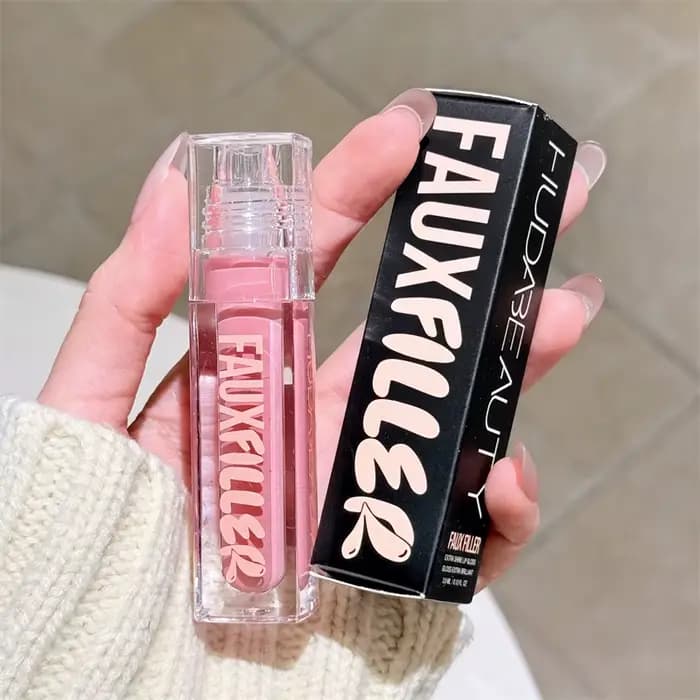 Faux Filler Gloss à lèvres brillant non collant